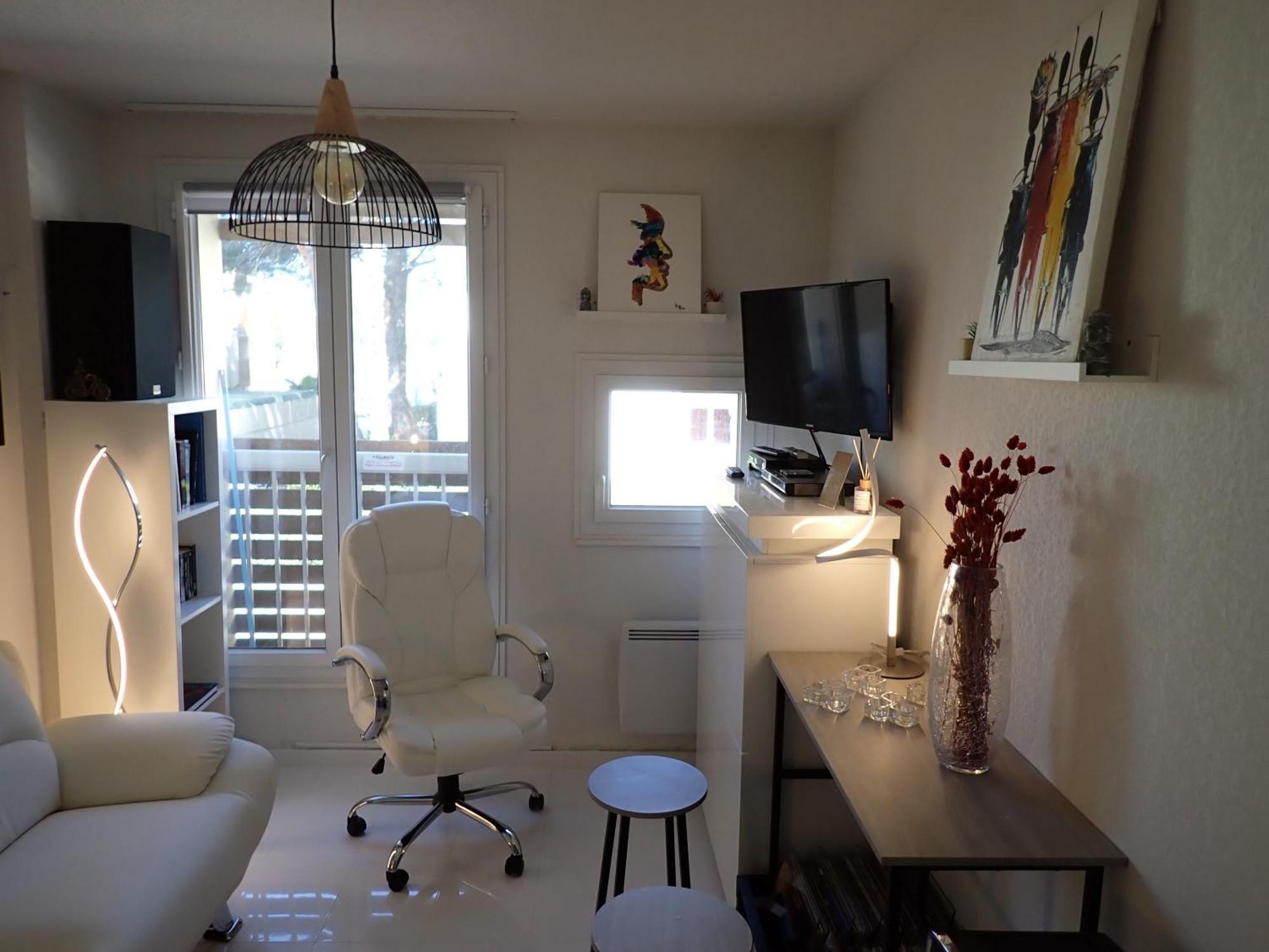 Suite 1 Chambre, 1 Sejour, Climatise, Piscines, 400M De La Mer 拉隆德莱丝莫里斯 外观 照片